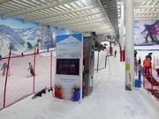 The Snow Centre (Poma 2) - J-bar