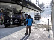 The staff is always present at the entrance.