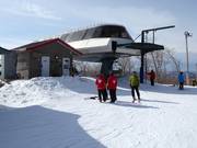 Info-Ski guides in the ski resort of Tremblant