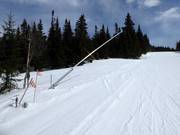 Snowmaking with snow lances in the Le Mont Grand-Fonds ski area