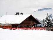 At an altitude of 1,650 meters at the summit of Mont Lachat lies the restaurant La Belle Metairie.