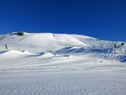 Wide slopes at Lookout Mountain with snow park