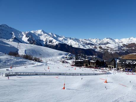Ski resorts for beginners in Midi-Pyrénées – Beginners Peyragudes