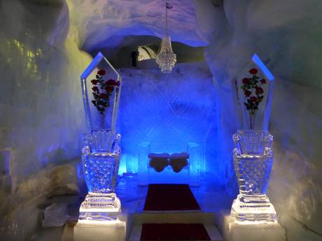 Ice Pavilion - Swiss Glacier World Saas-Fee