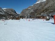 Beginner area in Val d'Isère 1850 with free ski lifts