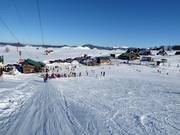 At the foot of the Durmitor mountain massif, the Savin Kuk ski area begins.