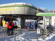 Assistance when boarding the chairlift