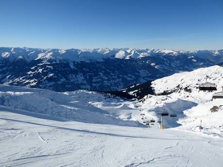 Ski resorts for advanced skiers and freeriding Kitzbühel Alps – Advanced skiers, freeriders Zillertal Arena – Zell am Ziller/Gerlos/Königsleiten/Hochkrimml
