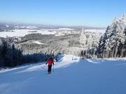 Short black slope Aida