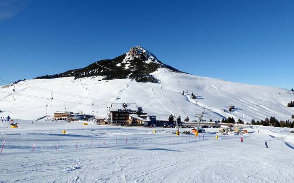 Skiing near Passo Lavazè