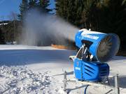 Snowmaking in the practice area