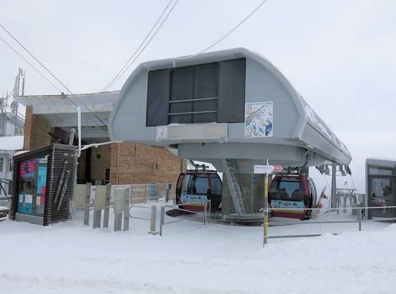 Telegondola Cota 1400 - © Thomas Fincham - Photo: Thomas Fincham