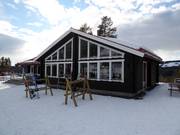 Heated lounge at the mid-station