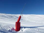 Snow lance in the ski area Les 3 Vallées