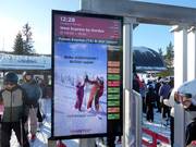 Information at the entrance to the chairlift