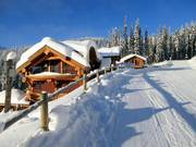 Exclusive log cabin right on the slope