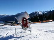 Snowmaking in the Rangger Köpfl ski area in Oberperfuss