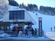 Ossi-Reichert-Bahn I - 8pers. Gondola lift (monocable circulating ropeway)