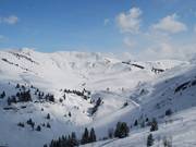 Extensive mountain slopes at Mont Vores