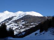 Arrival in Bellwald with a view of the ski area