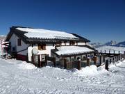 Mountain hut tip Rifugio Laresei