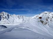 Start of the slopes at the Diavolezza mountain station