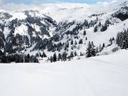 Even at midday, you can still find such slopes.