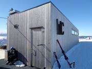 Very well-maintained sanitary facilities at the mountain station of the gondola lift
