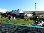 View of the restaurant and kiosk at Pendle Ski Club