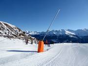 Snowmaking with lances in Grimentz
