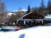 Bar Clotes at the lift of the same name