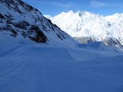 Challenging glacier slope Hohkraut