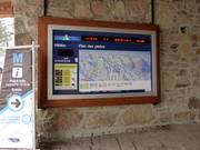 Information board with current lift status