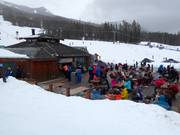 Mountain hut tip Banded Peak Base Camp