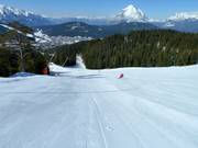 Slope at mid-altitude