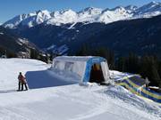 Sunny IV - People mover/Moving Carpet with cover