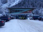 Ski bus at the Ehrwalder Alm