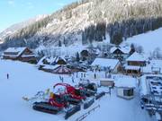 Accommodation around the valley station