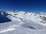 View towards the Gurschen mid-station