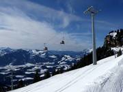 Hornbahn II - 6pers. Gondola lift (monocable circulating ropeway)