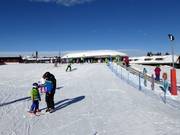 Practice area with conveyor belt in Vason