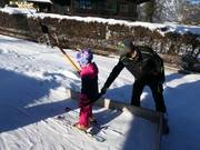 Assistance with the drag lift