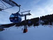 Asitzbahn I - 8pers. Gondola lift (monocable circulating ropeway)
