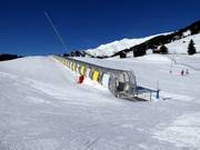 Conveyor belt with practice slope next to Berta's Kinderland in Fiss