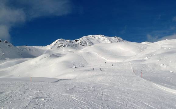 Skiing near Saas im Prättigau