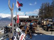 Mountain hut tip Les Caboulis