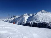 Wide slopes and high-alpine mountain landscapes dominate in Vent