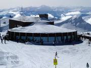 Vorab Glacier Free-Flow Restaurant