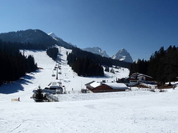 Garmisch-Classic sits at the foot of the Alpspitze