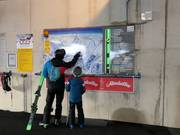 Information at the gondola lift